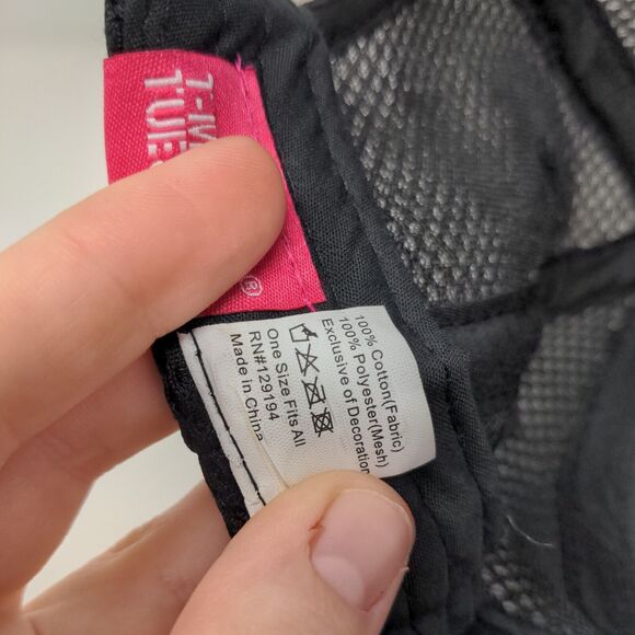 T-Mobile Tuesdays Women's Strapback Hat Black Size OSFA Embroidered Logo - Picture 7 of 7